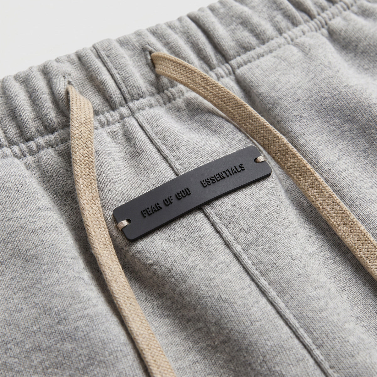 tepláky Fear of God Essentials NBA Sweatshorts (SS25) Light Heather 160AL244000F ADONIO
