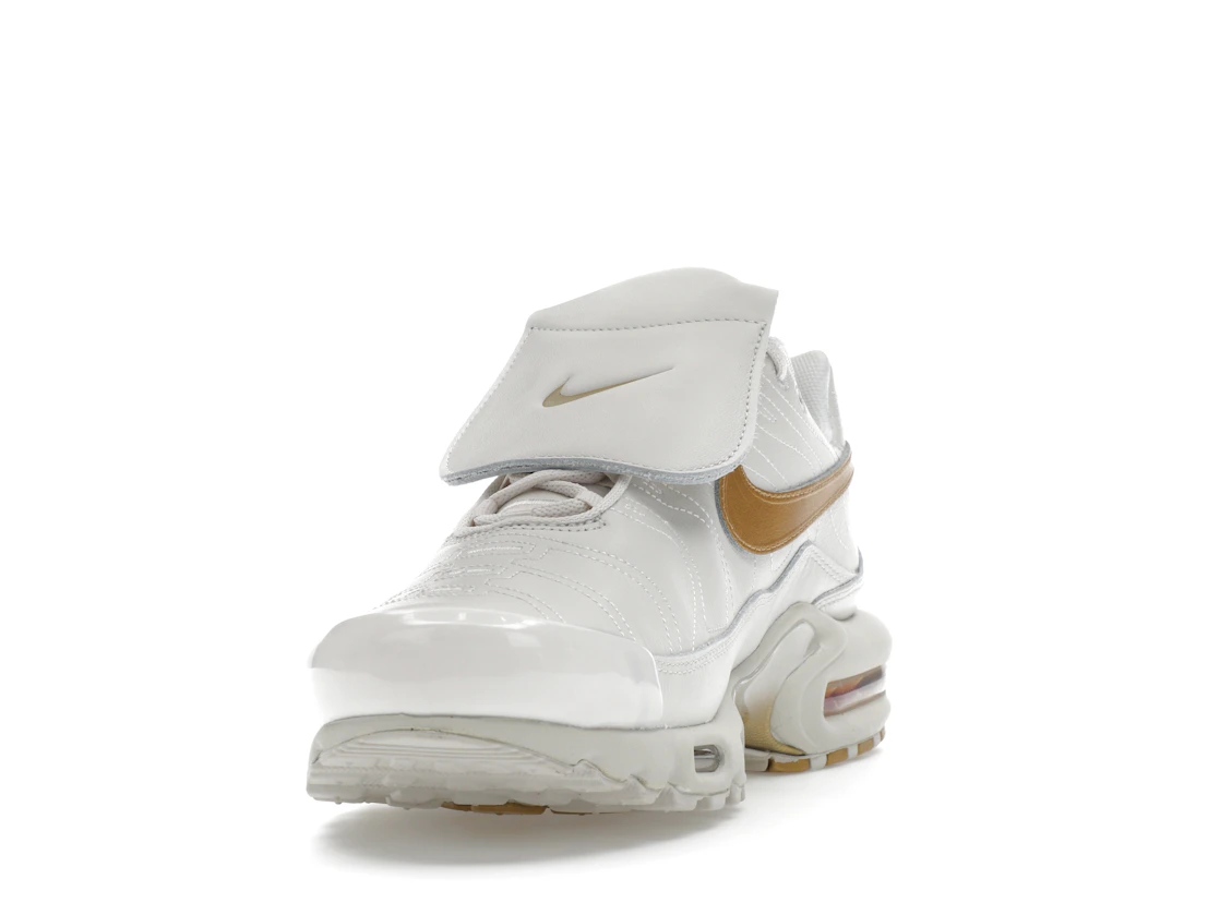 Nike Air Max Plus Tiempo Metallic Gold