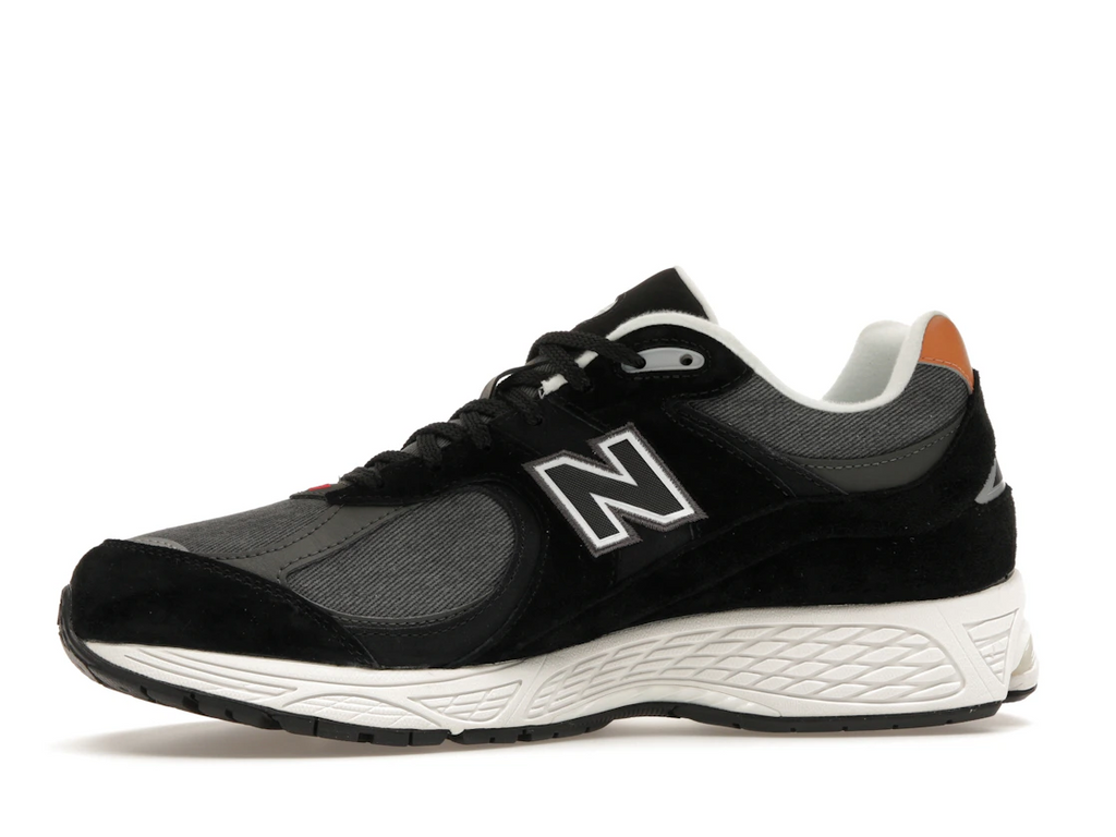 New Balance 2002R Black Sepia