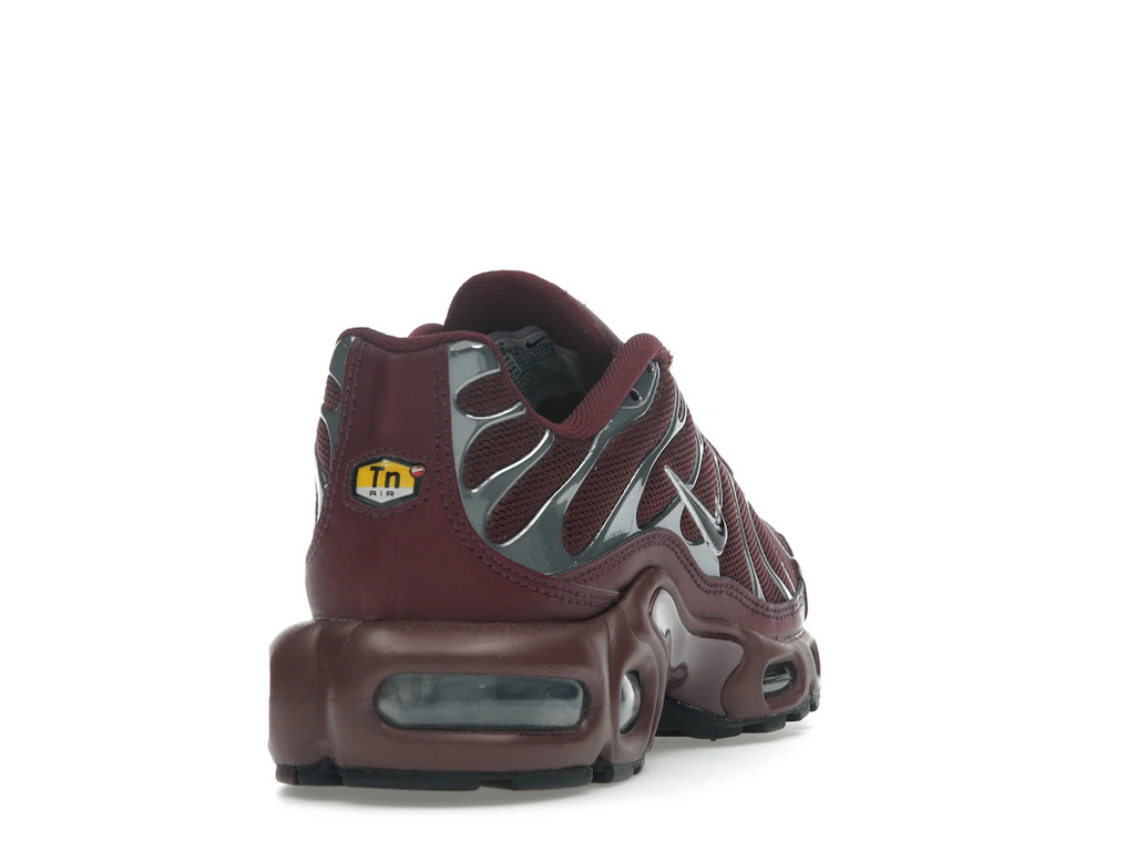 Nike Air Max Plus SE Night Maroon Metallic Silver (W)