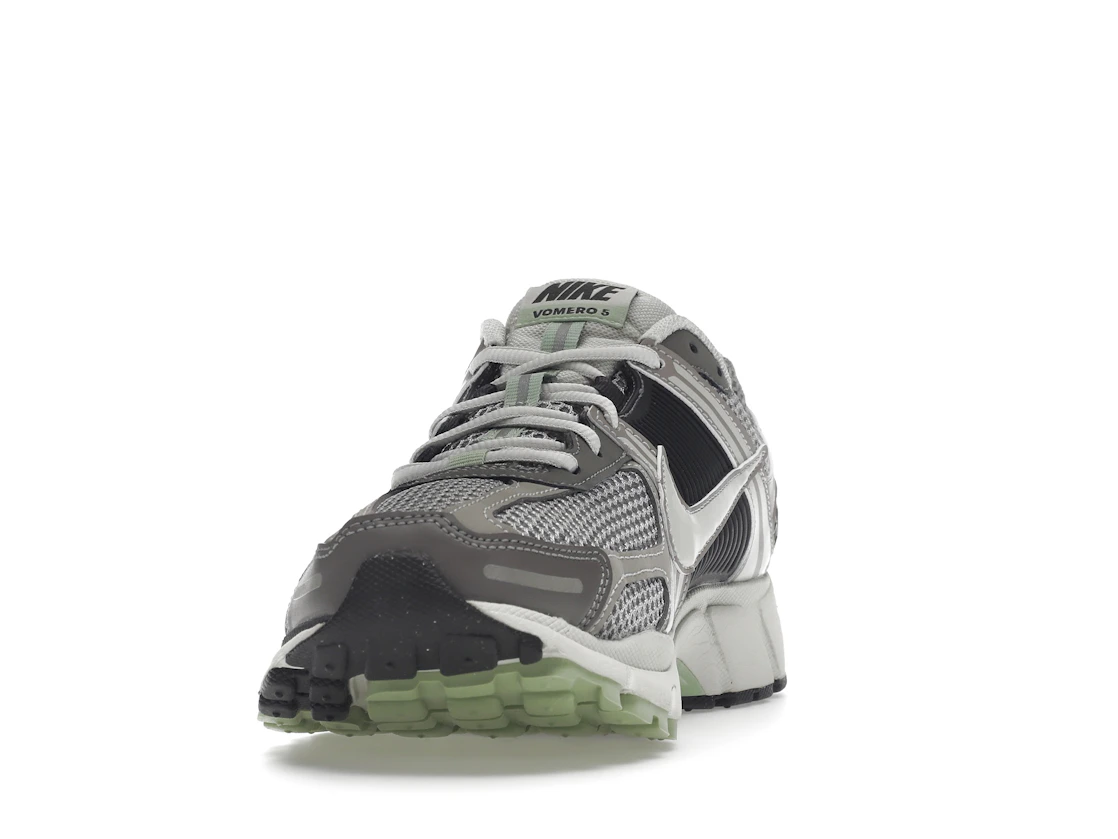 Nike Zoom Vomero 5 Cobblestone Flat Pewter (W)