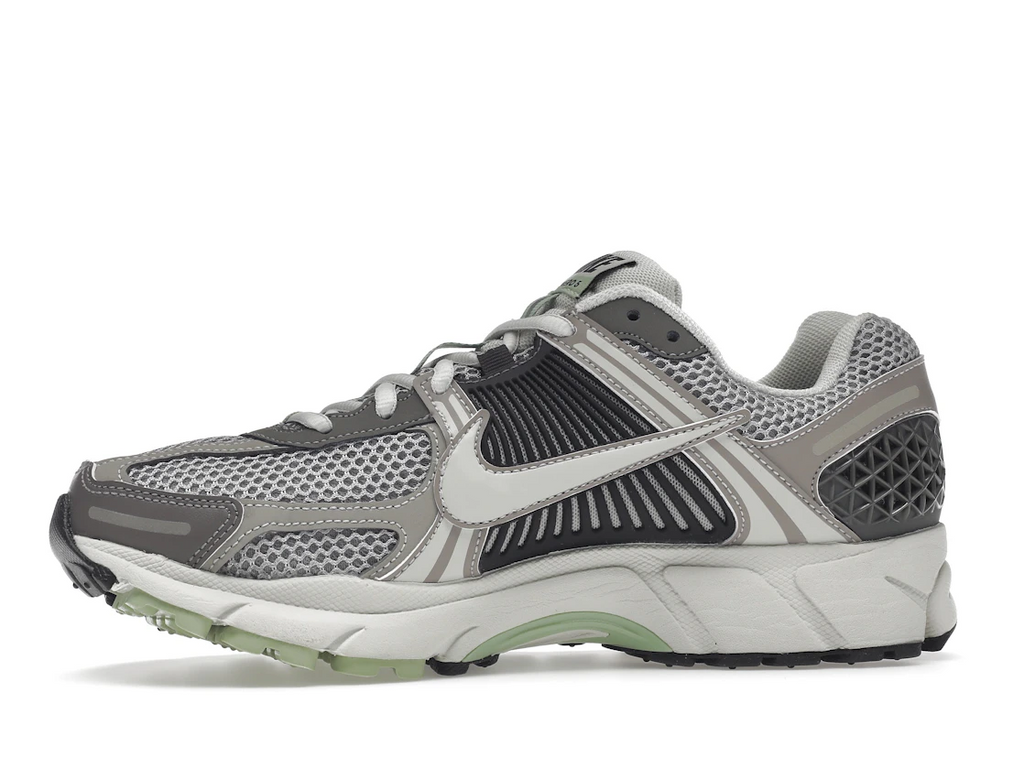 Nike Zoom Vomero 5 Cobblestone Flat Pewter (W)