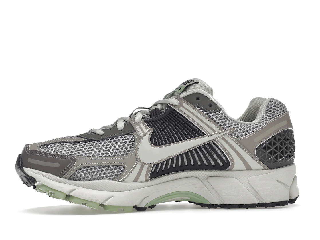 Nike Zoom Vomero 5 Cobblestone Flat Pewter (W)