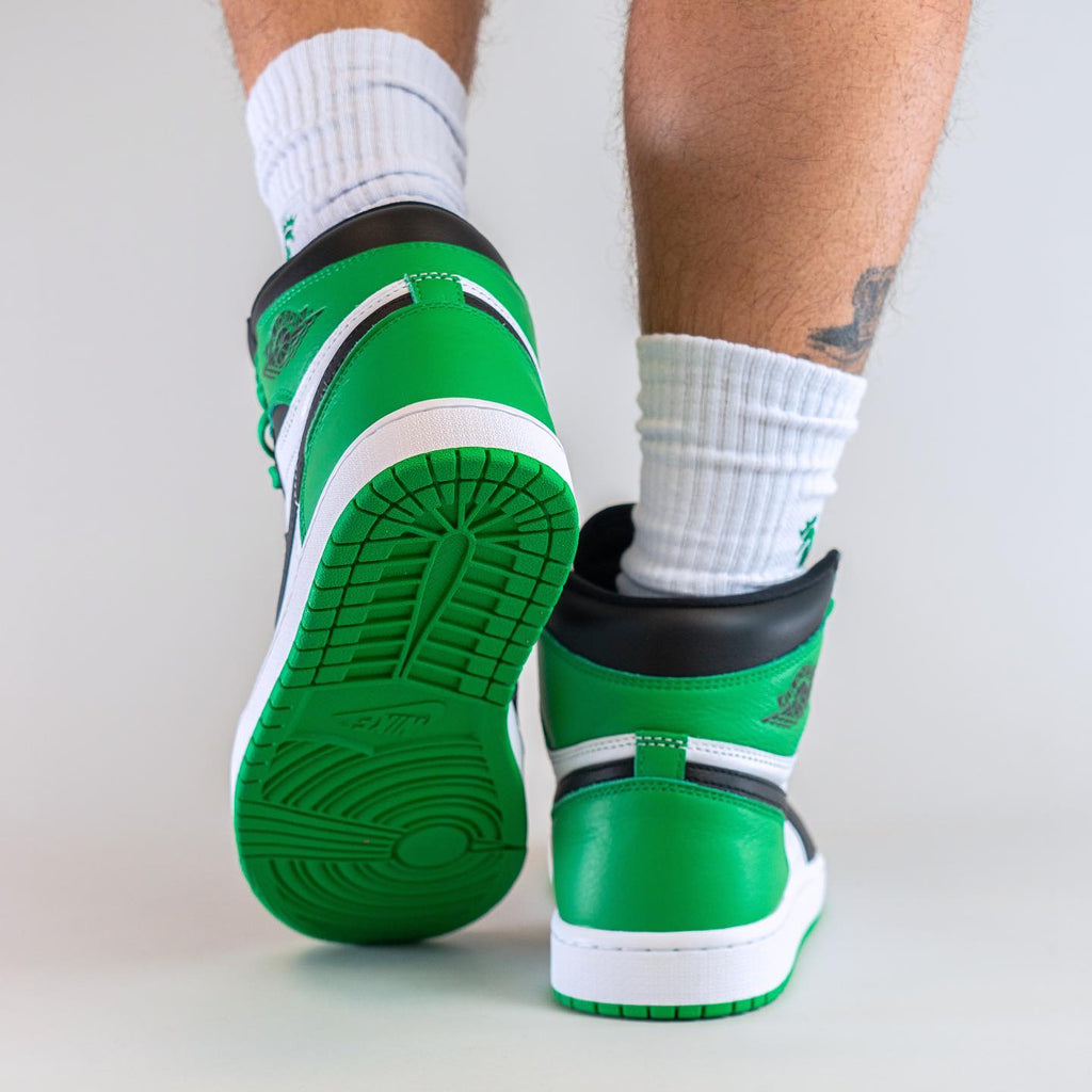 Air Jordan 1 Retro High OG Lucky Green