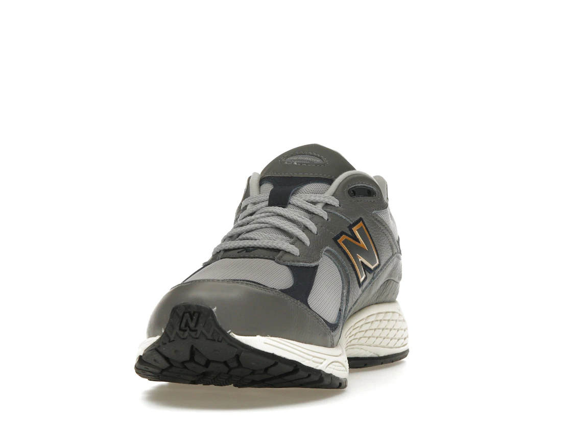New Balance 2002R Castlerock