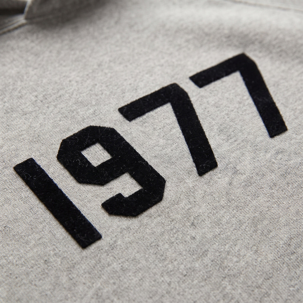 Fear of God Essentials 1977 Dark Oatmeal - Celý Set ADONIO
