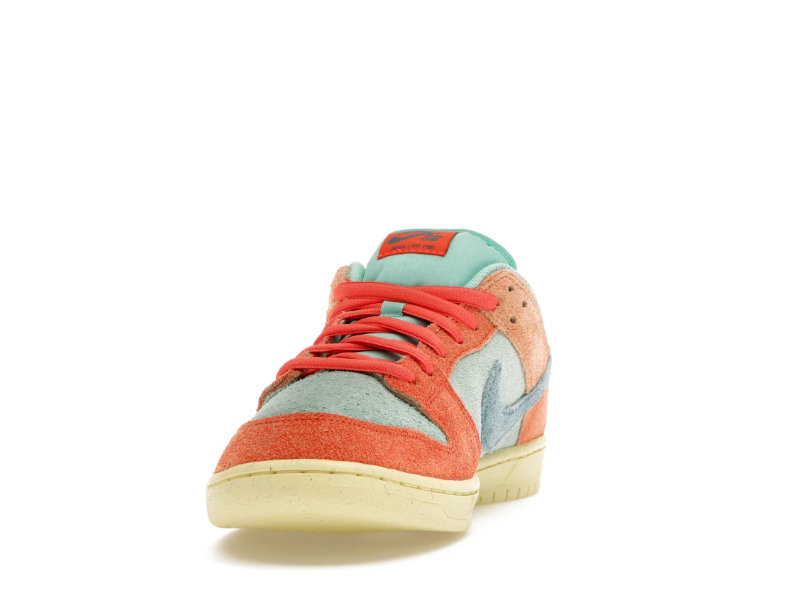 Nike SB Dunk Low Orange Emerald Rise