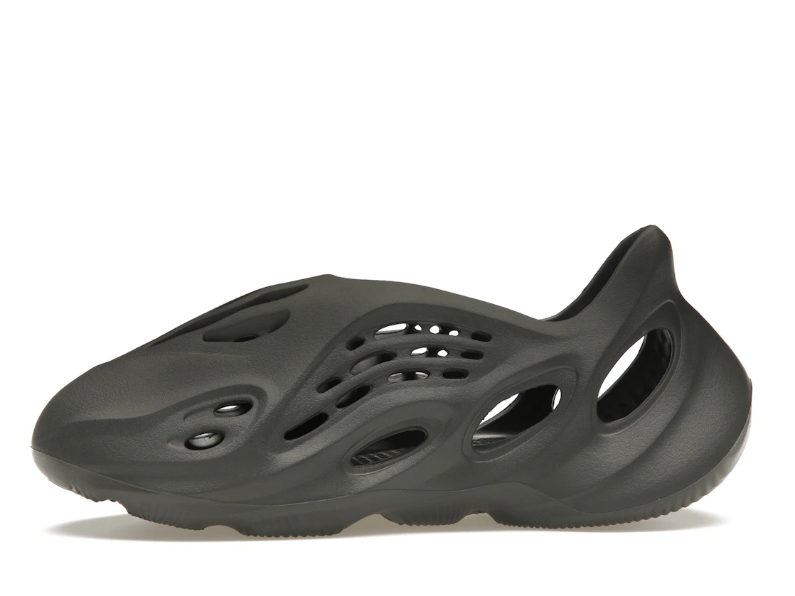 tenisky a boty adidas Yeezy Foam RNNR Carbon IG5349 ADONIO