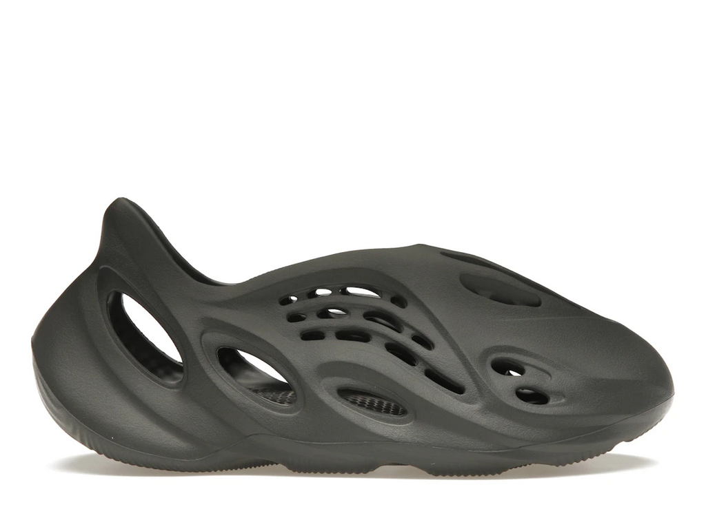 tenisky a boty adidas Yeezy Foam RNNR Carbon IG5349 ADONIO