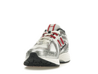 New Balance 1906R Silver Classic Crimson