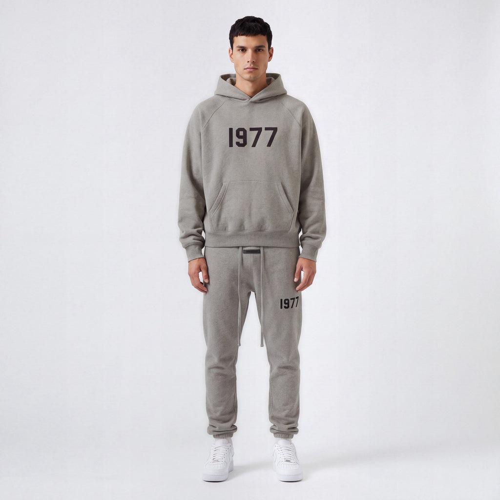 Fear of God Essentials 1977 Dark Oatmeal - Celý Set ADONIO