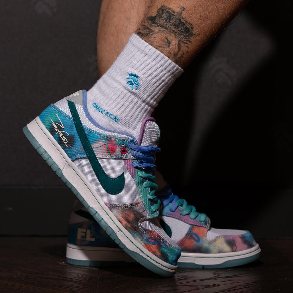 Nike SB Dunk Low Futura Laboratories Bleached Aqua