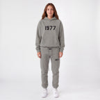 Fear of God Essentials 1977 Dark Oatmeal - Celý Set ADONIO