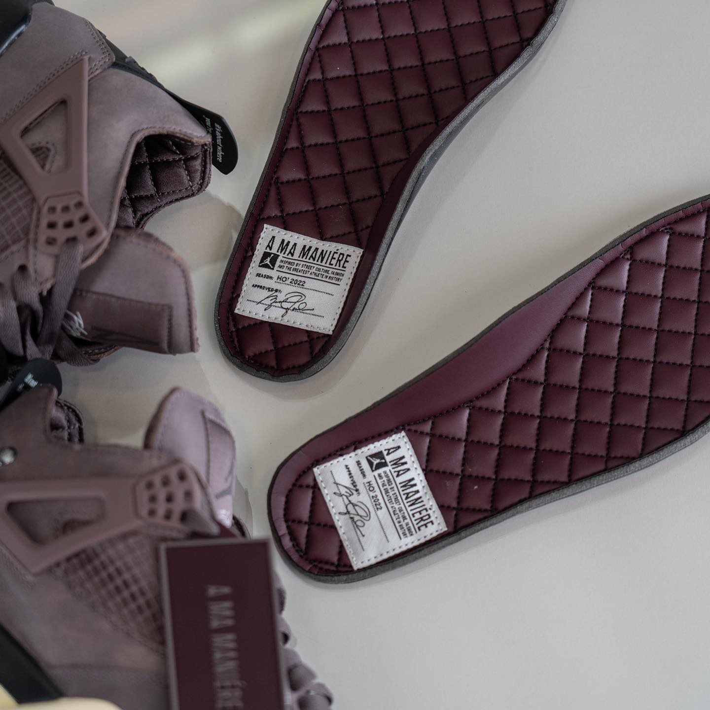 Jordan 4 Retro SP A Ma Maniére Violet Ore