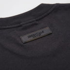 Fear of God Essentials S22 T-Shirt Stretch Limo – detail
