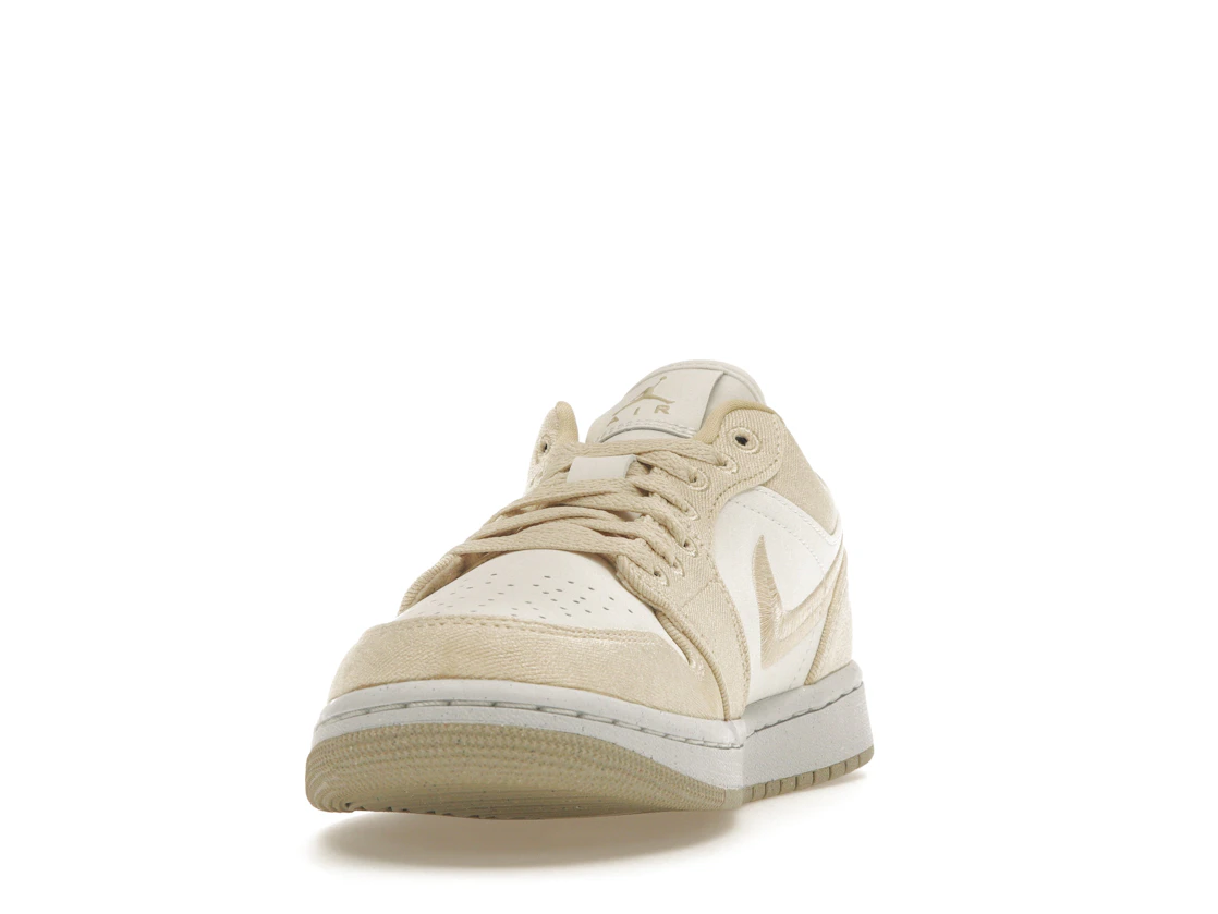 Jordan 1 Low SE Team Gold (W)