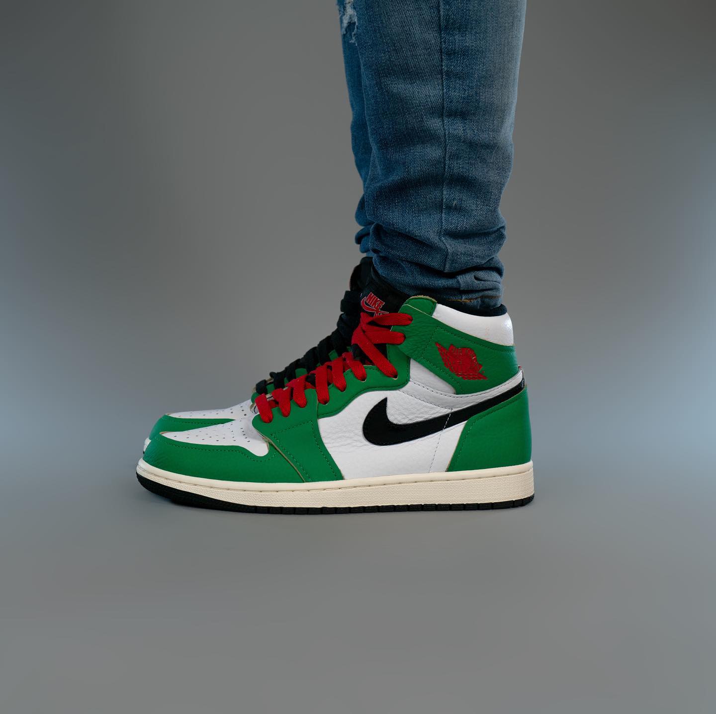 Air Jordan 1 Retro High Lucky Green (W)