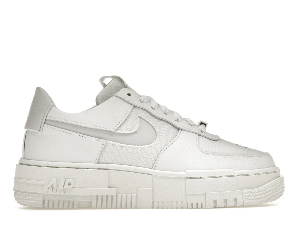 Nike Air Force 1 Low Pixel Summit White (W)