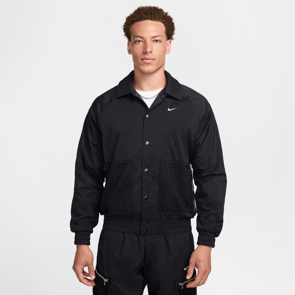 tenisky a boty Nike Men's Repel Woven Basketball Jacket Black/White FN2896-010 ADONIO