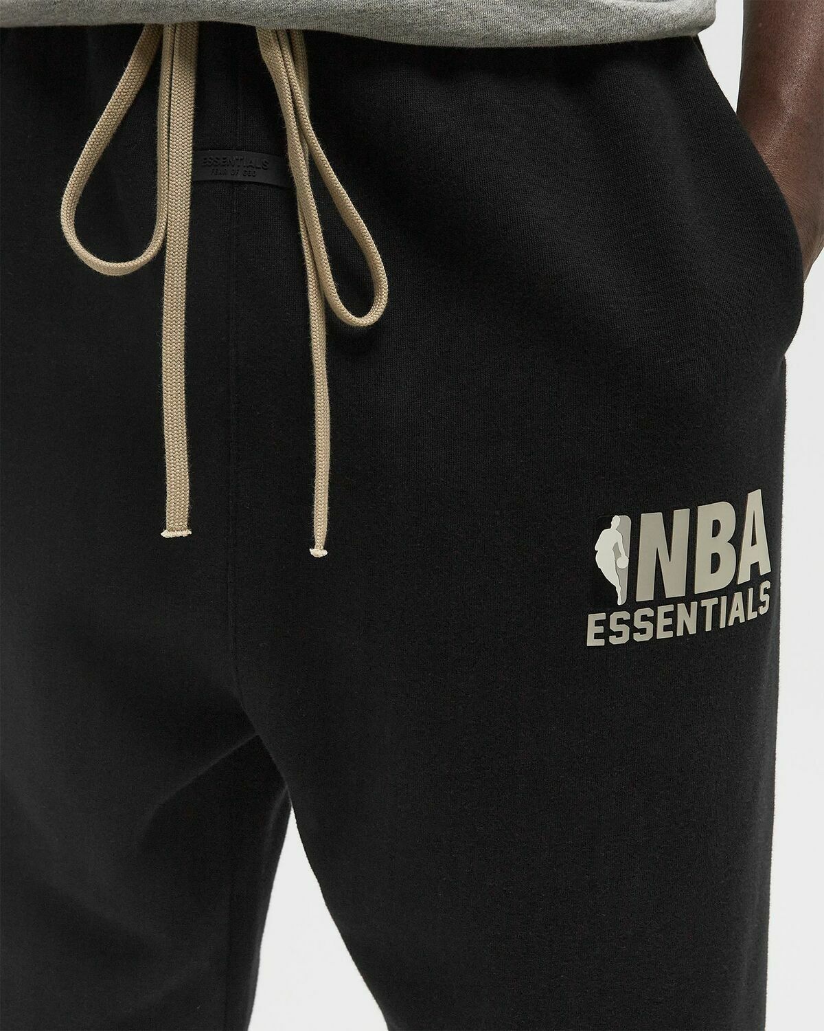 tepláky Fear of God Essentials NBA Relaxed Sweatpants (SS25) Black Grey ADONIO