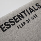 Fear of God Essentials S22 Dark Oatmeal - Letní set ADONIO