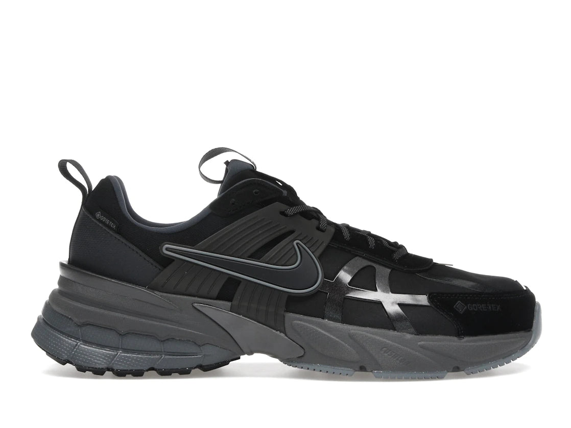 tenisky a boty Nike V2K Run Gore-Tex Black Iron Grey FZ2622-001 ADONIO