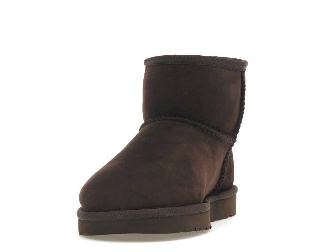 tenisky a boty UGG Classic Mini II Boot Chocolate (W) 1016222-CHO ADONIO
