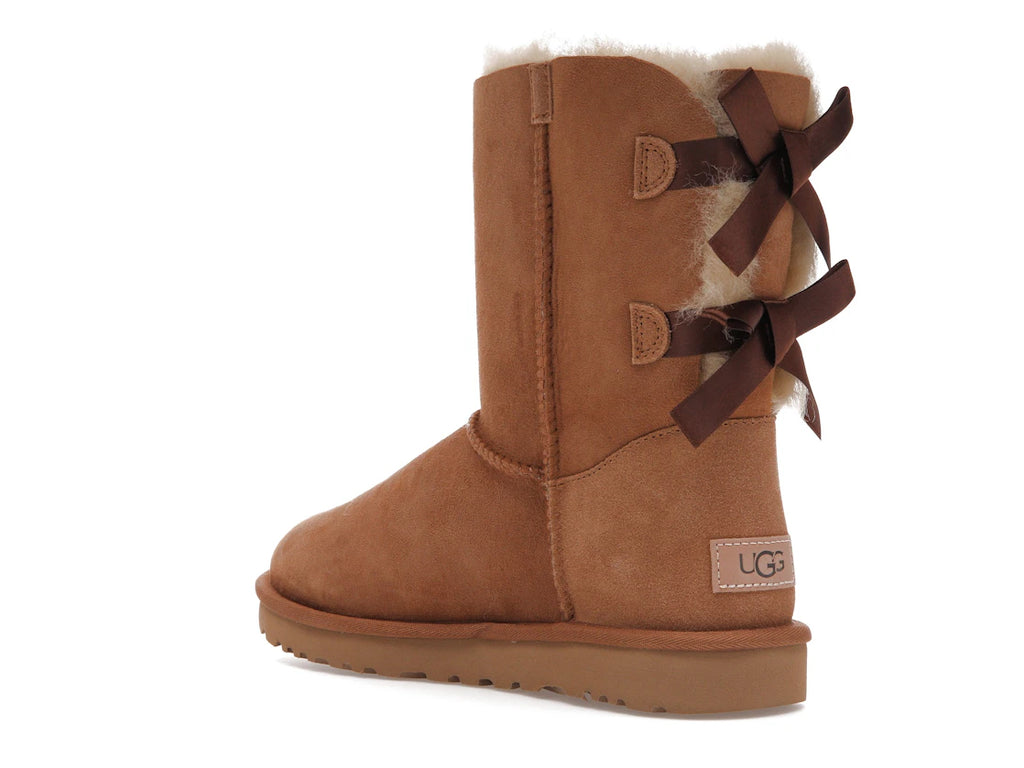 UGG Bailey Bow II Boot Chestnut (W)