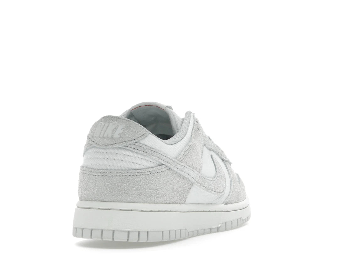 Nike Dunk Low Summit White Photon Dust (W)