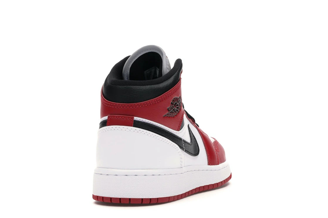 tenisky a boty Jordan 1 Mid Chicago (2020) (GS) 554275-173/554725-173 ADONIO
