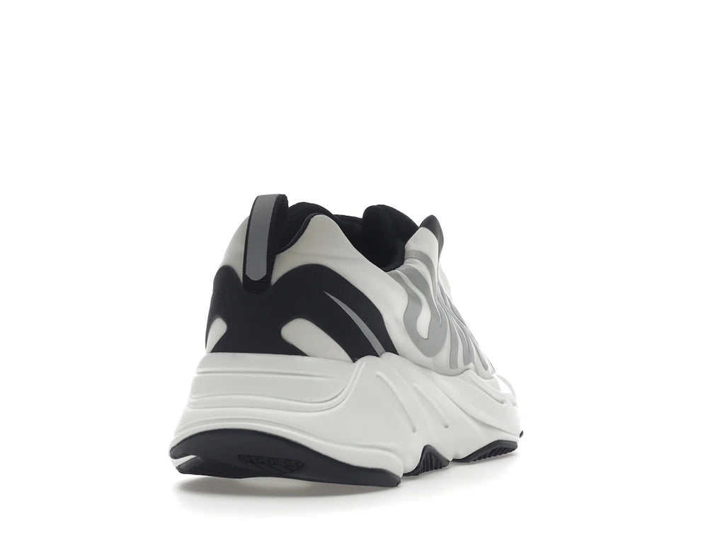 tenisky a boty adidas Yeezy Boost 700 MNVN Laceless Analog IG4798 ADONIO