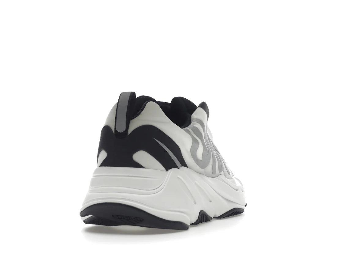 tenisky a boty adidas Yeezy Boost 700 MNVN Laceless Analog IG4798 ADONIO