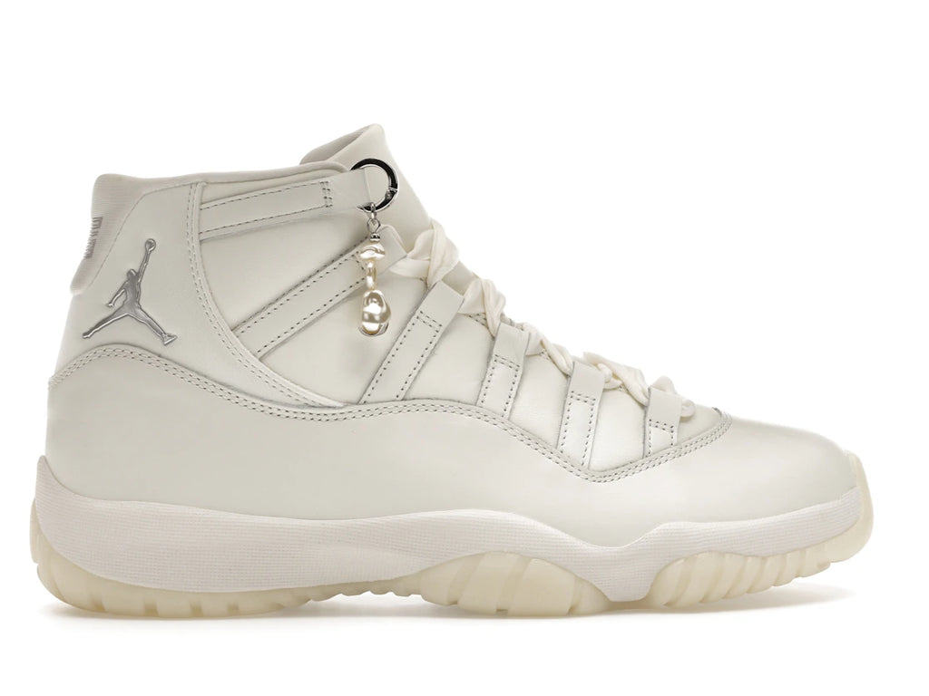 tenisky a boty Jordan 11 Retro Pearl (W) AR0715-110 ADONIO