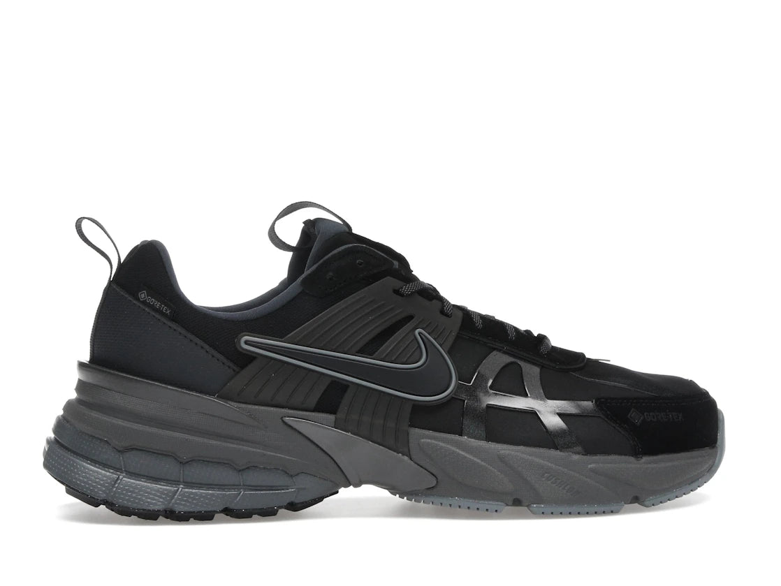 tenisky a boty Nike V2K Run Gore-Tex Black Iron Grey FZ2622-001 ADONIO